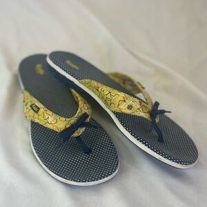 SOLD Keds Women Shoes Yellow Blue 9.5M Canvas Floral Polka Dot Flip Flop